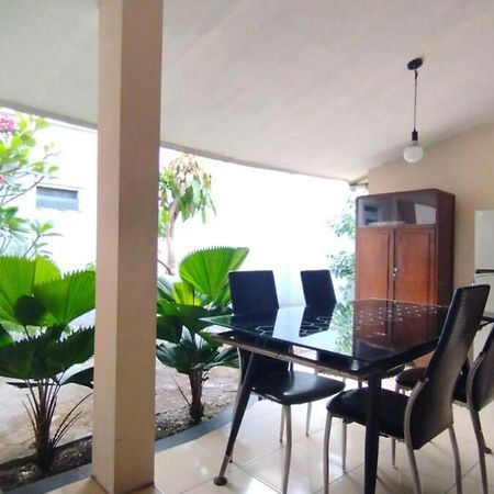 Sadana Villahouse Ngadinegaran Yogyakarta Esterno foto